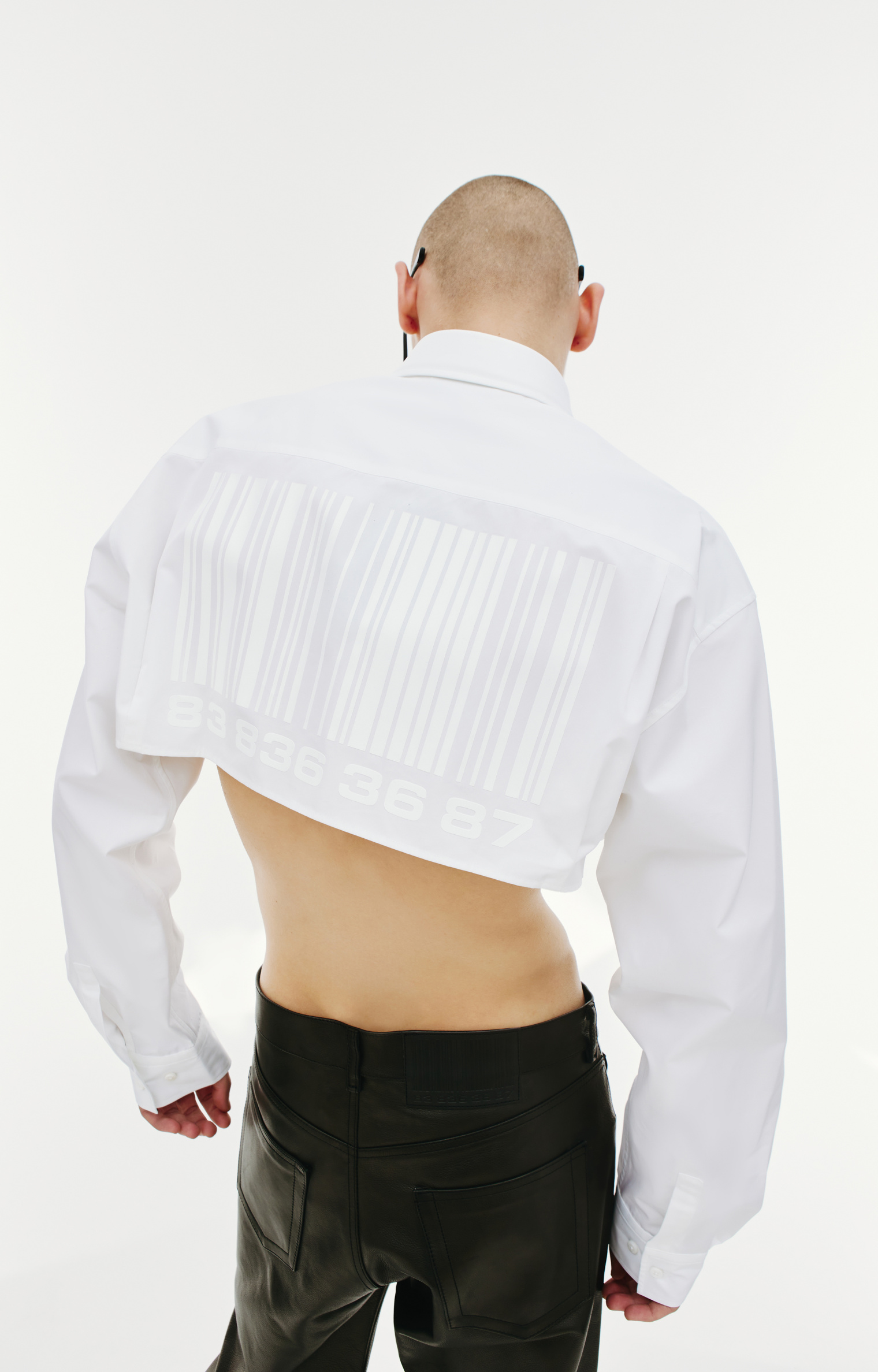 VTMNTS Barcode cropped shirt
