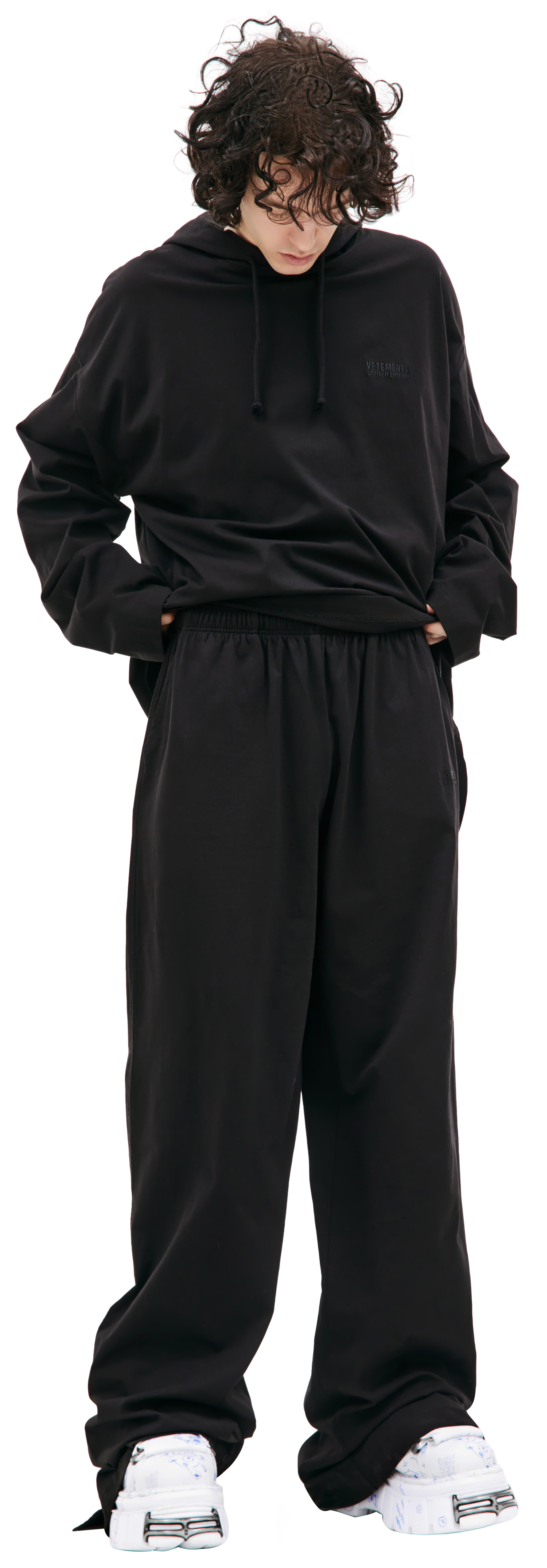 VETEMENTS Black oversized sweatpants