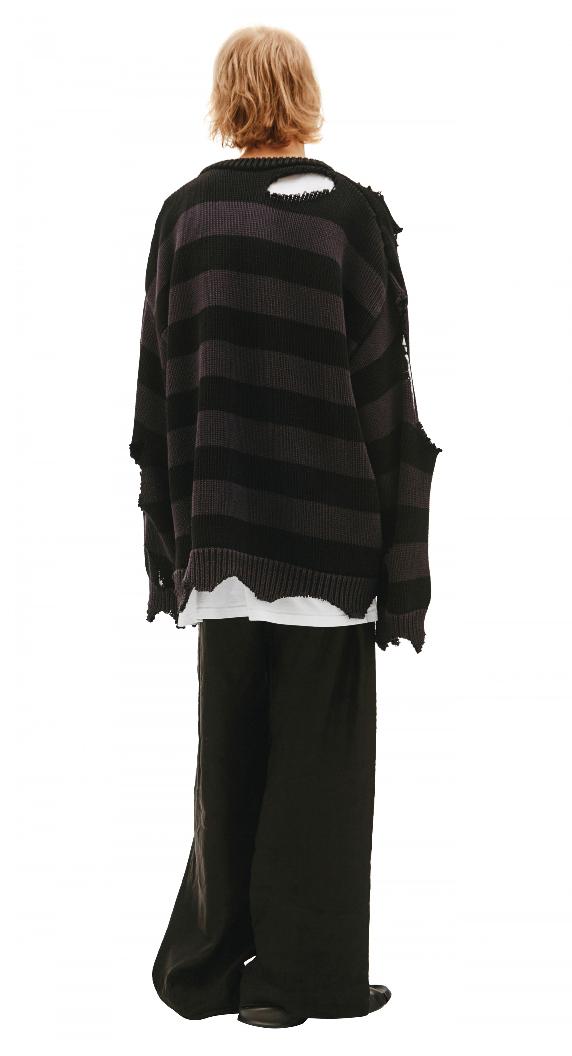 Balenciaga Рваный свитер с логотипом