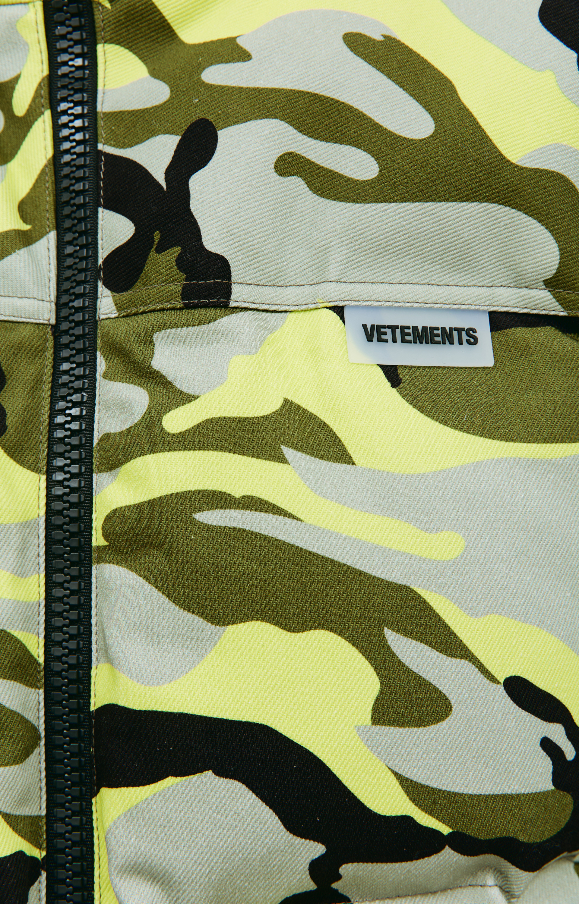 VETEMENTS Yellow camo down jacket
