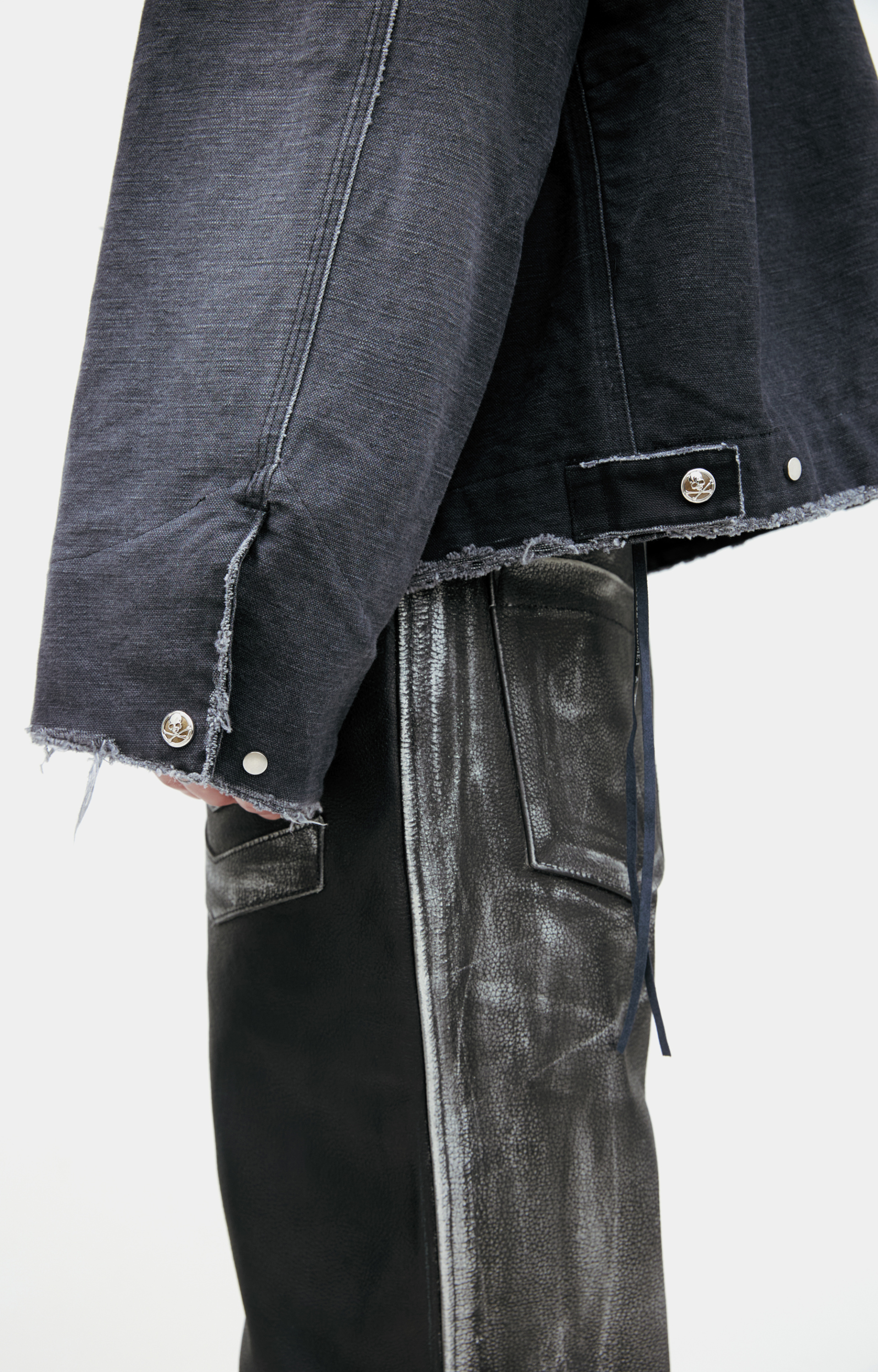 Mastermind WORLD Work jacket with a hood