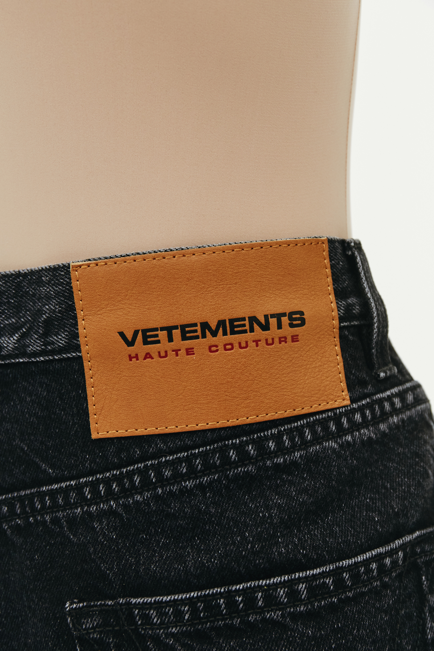VETEMENTS Черные джинсы с высокой посадкой