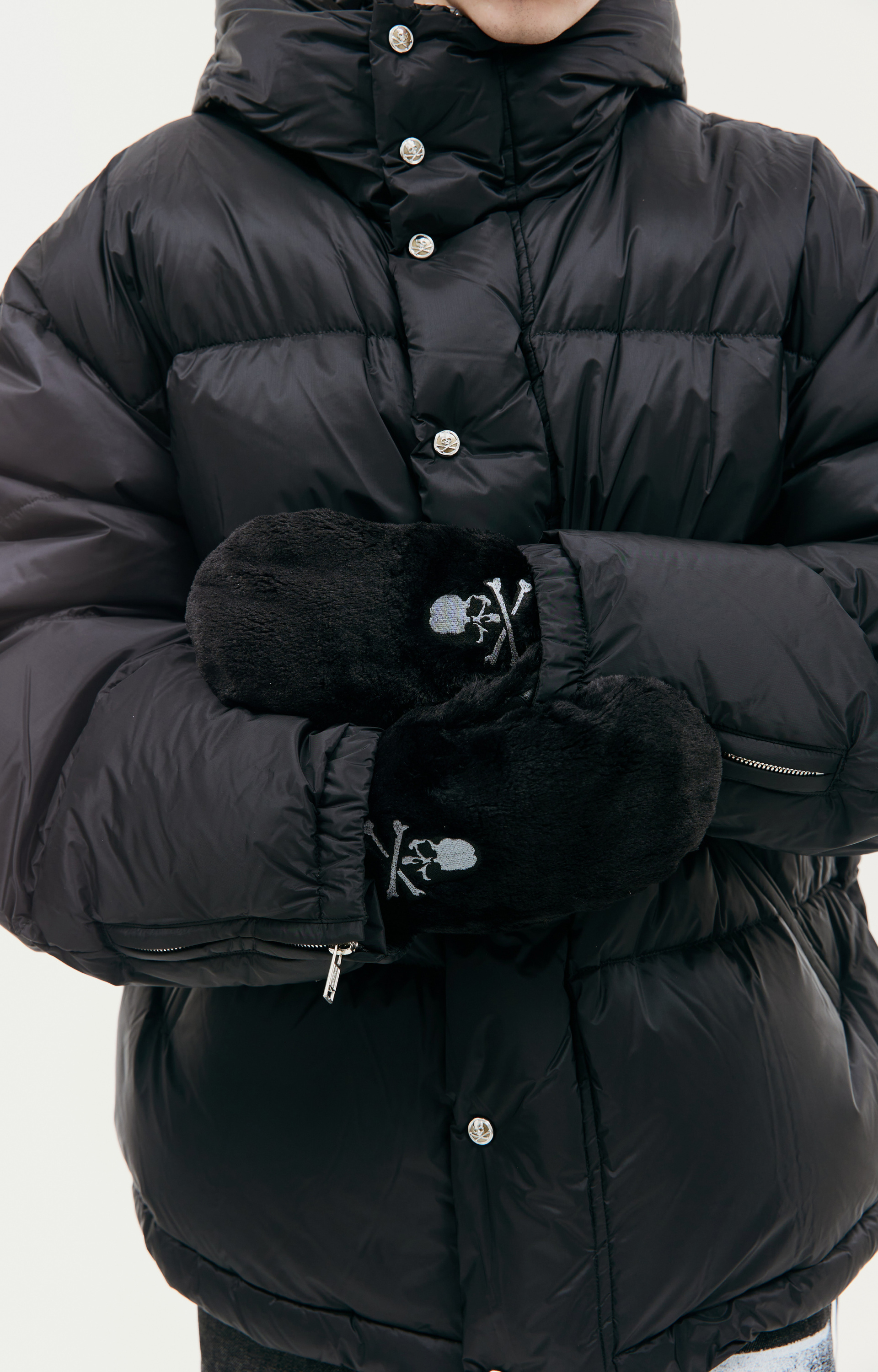 Mastermind WORLD Black logo down jacket