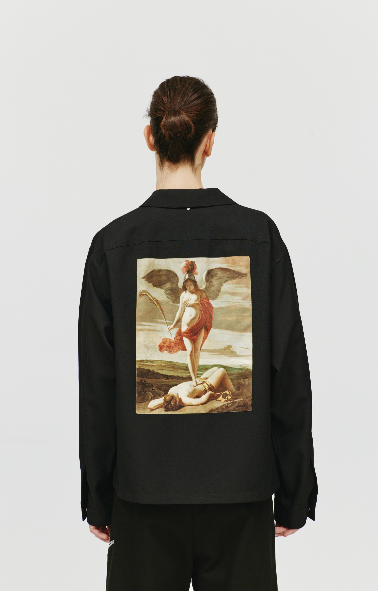 OAMC Рубашка OAMC x Louvre с шелковым патчем