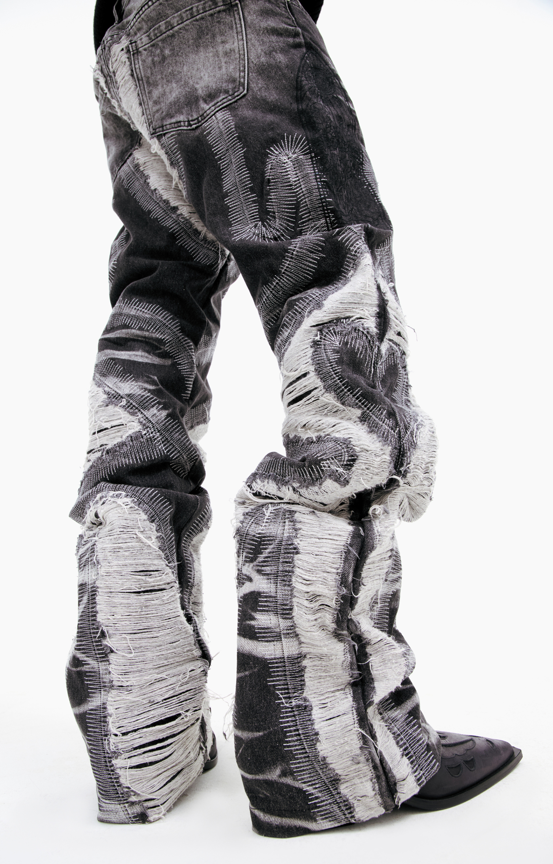 Who Decides War Jeans with stitching