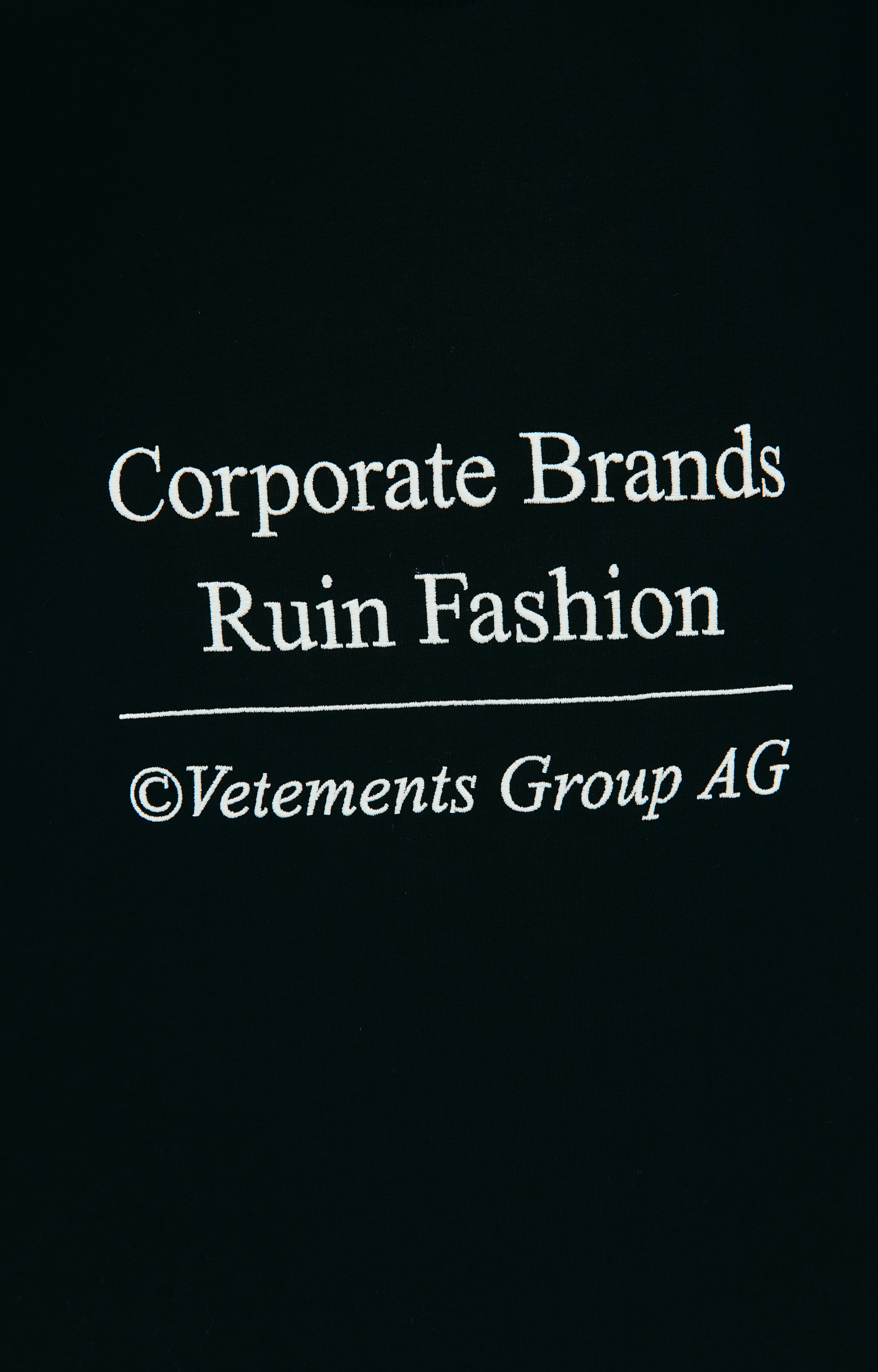 VETEMENTS Embroidered oversize t-shirt