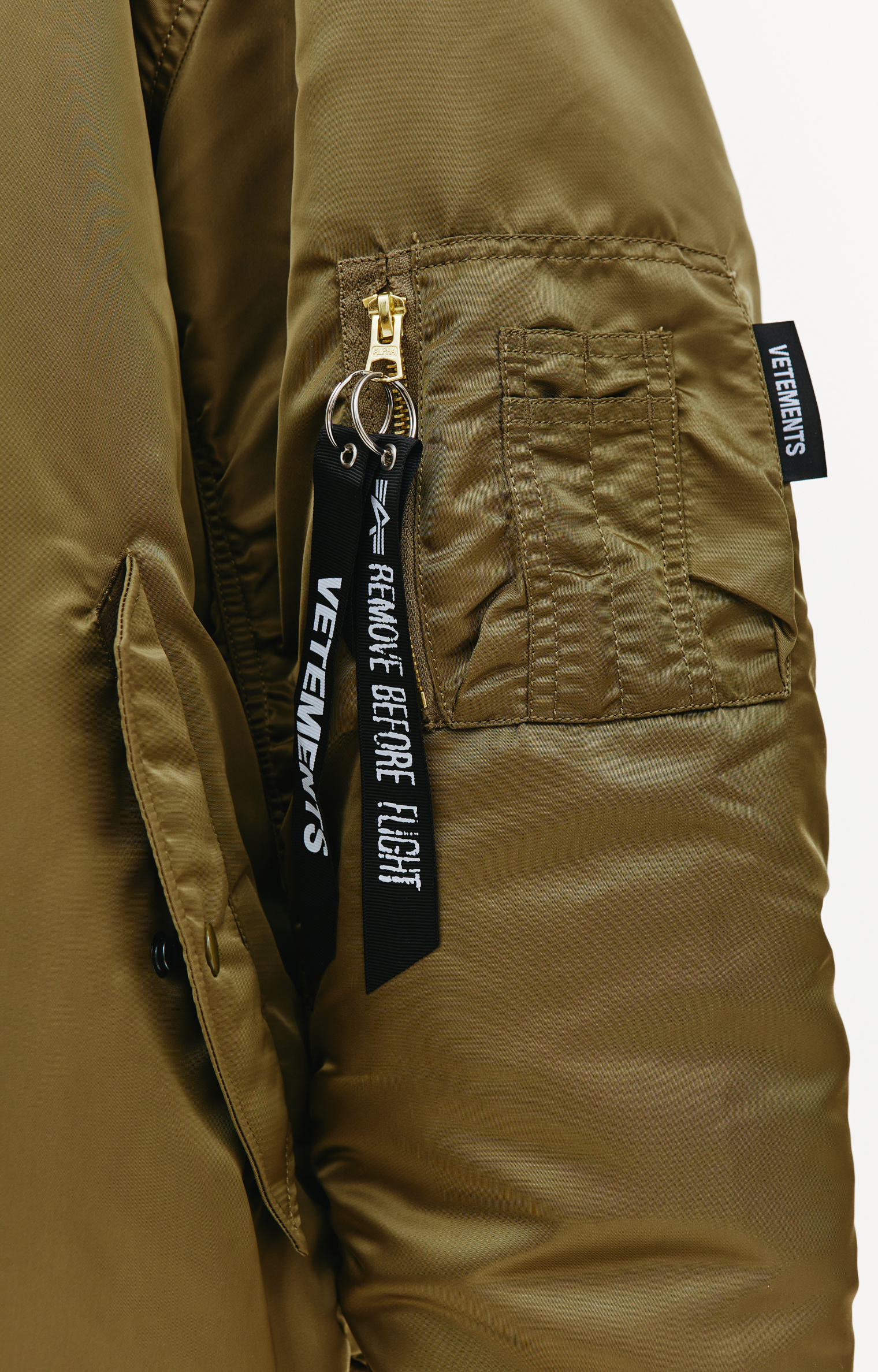VETEMENTS х Alpha Industries double reversible bomber jacket