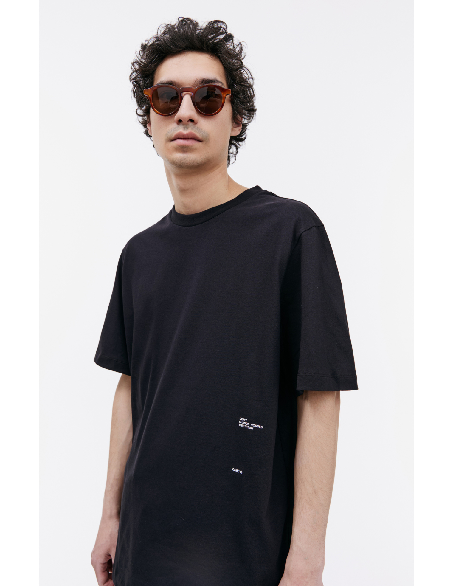Tシャツ・カットソー OAMC Black cotton oversize t-shirt (23E28OAJ20COT00727 001) Buy OAMC women black stiller t-shirt for €177 online on SV77