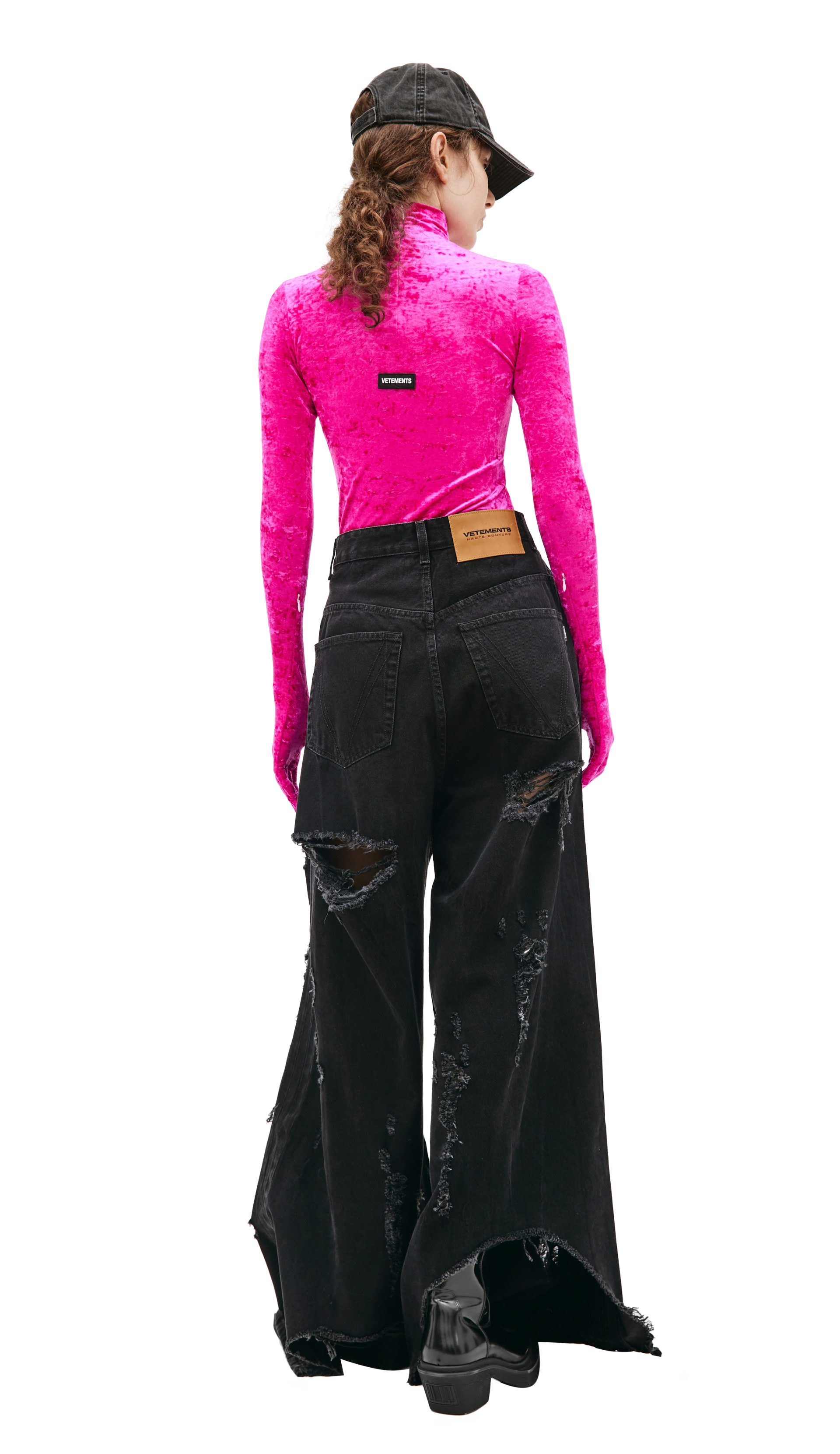 VETEMENTS Black distressed jeans