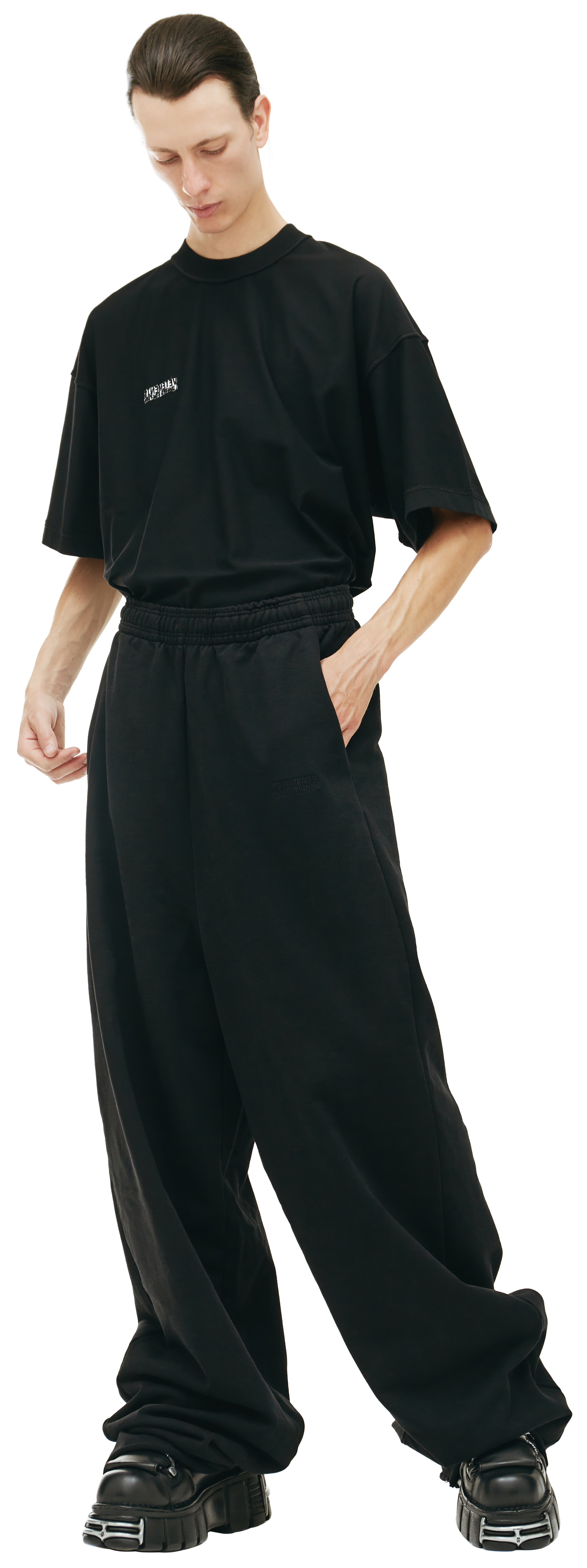 VETEMENTS Extra long wide sweatpants