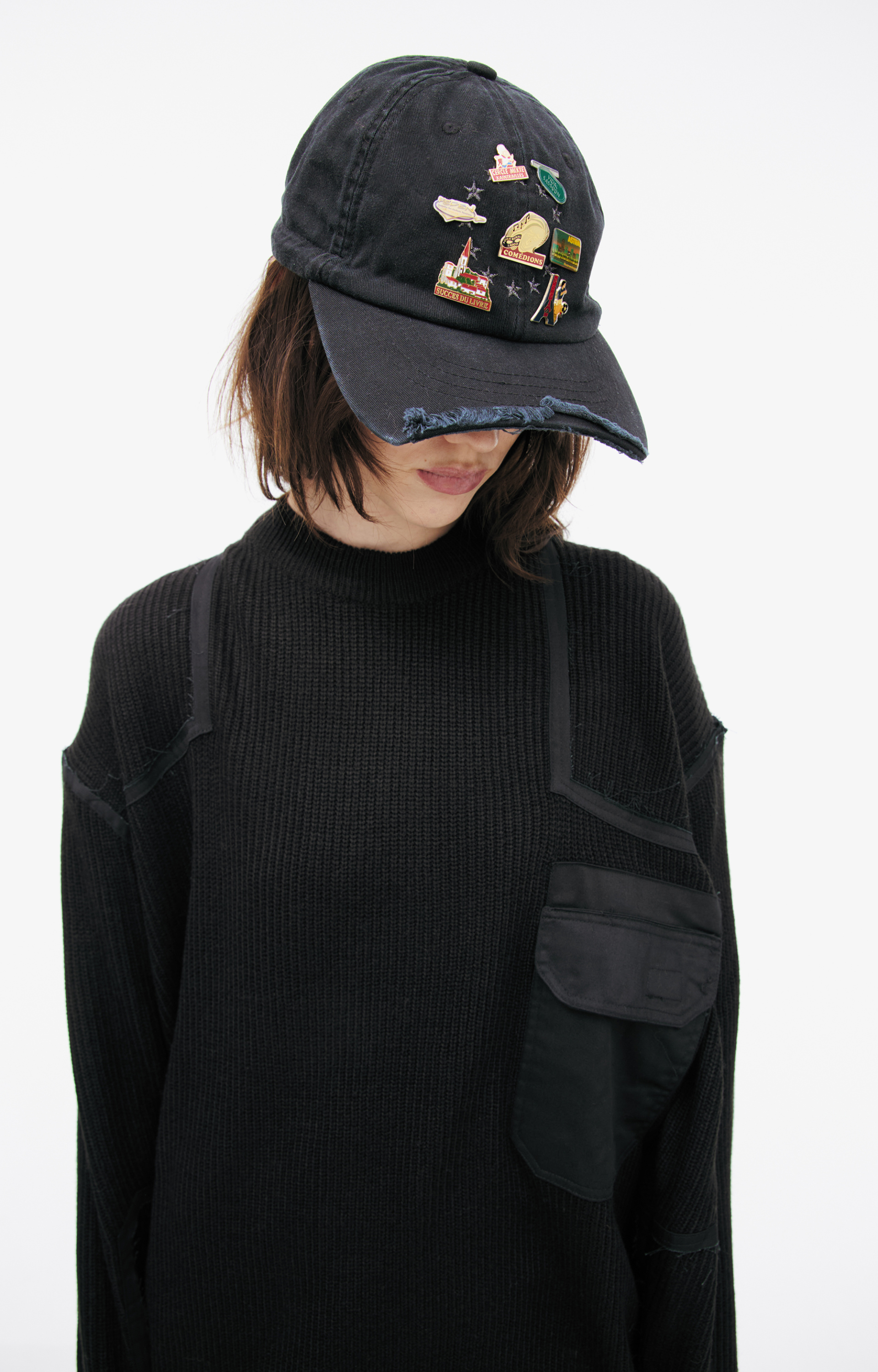 PROTOTYPES Sweater with contrasting seams