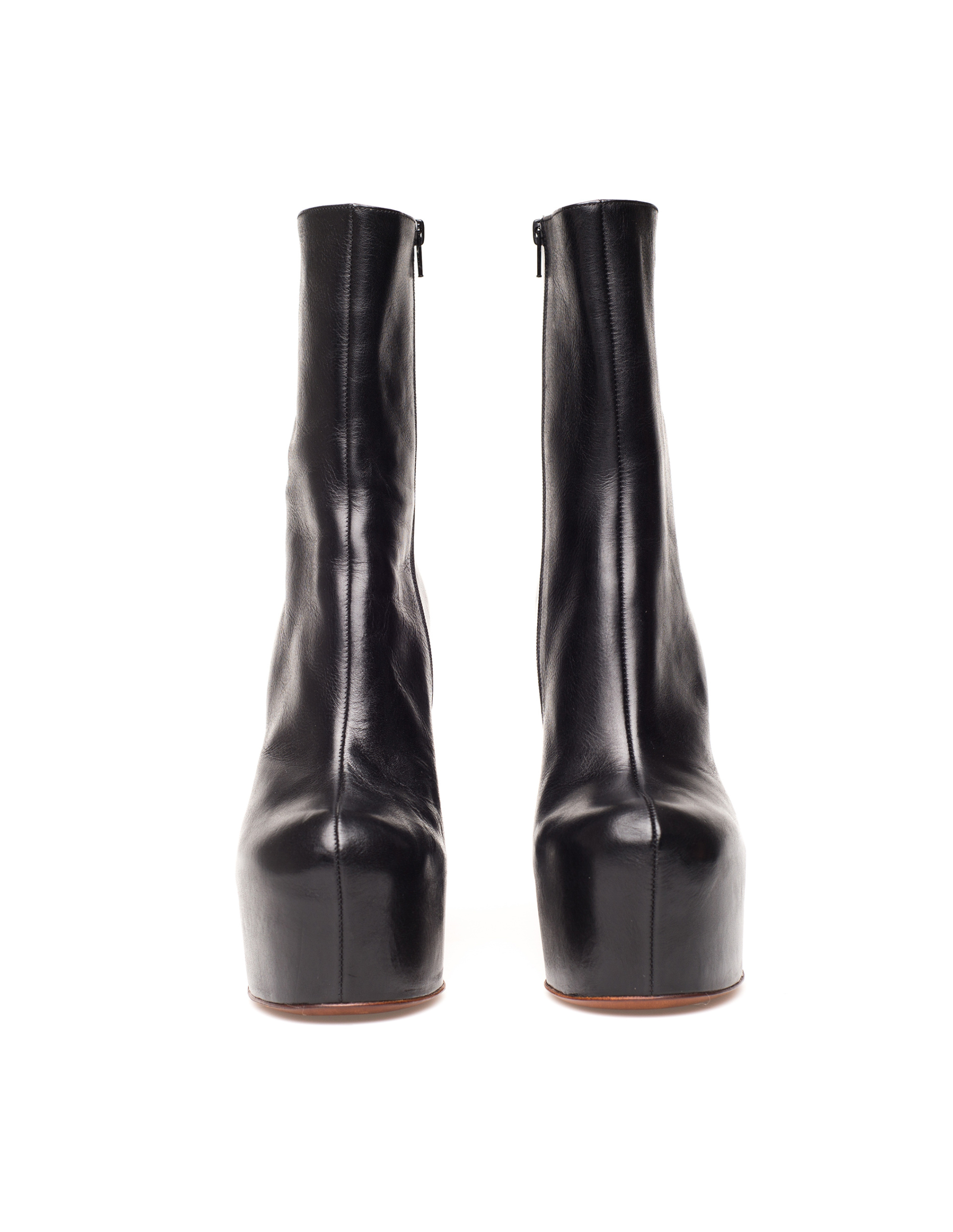 VETEMENTS Leather ankle boots