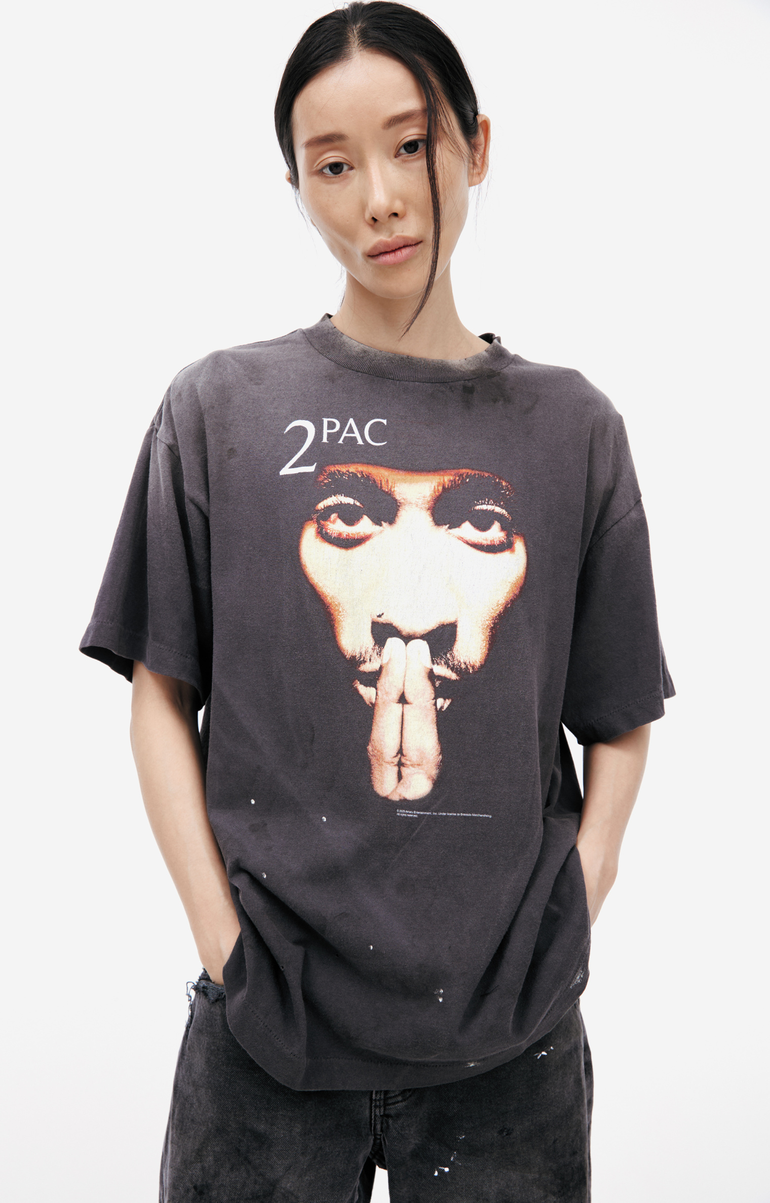 Saint Mxxxxxx Серая футболка с принтом \'2PAC\'