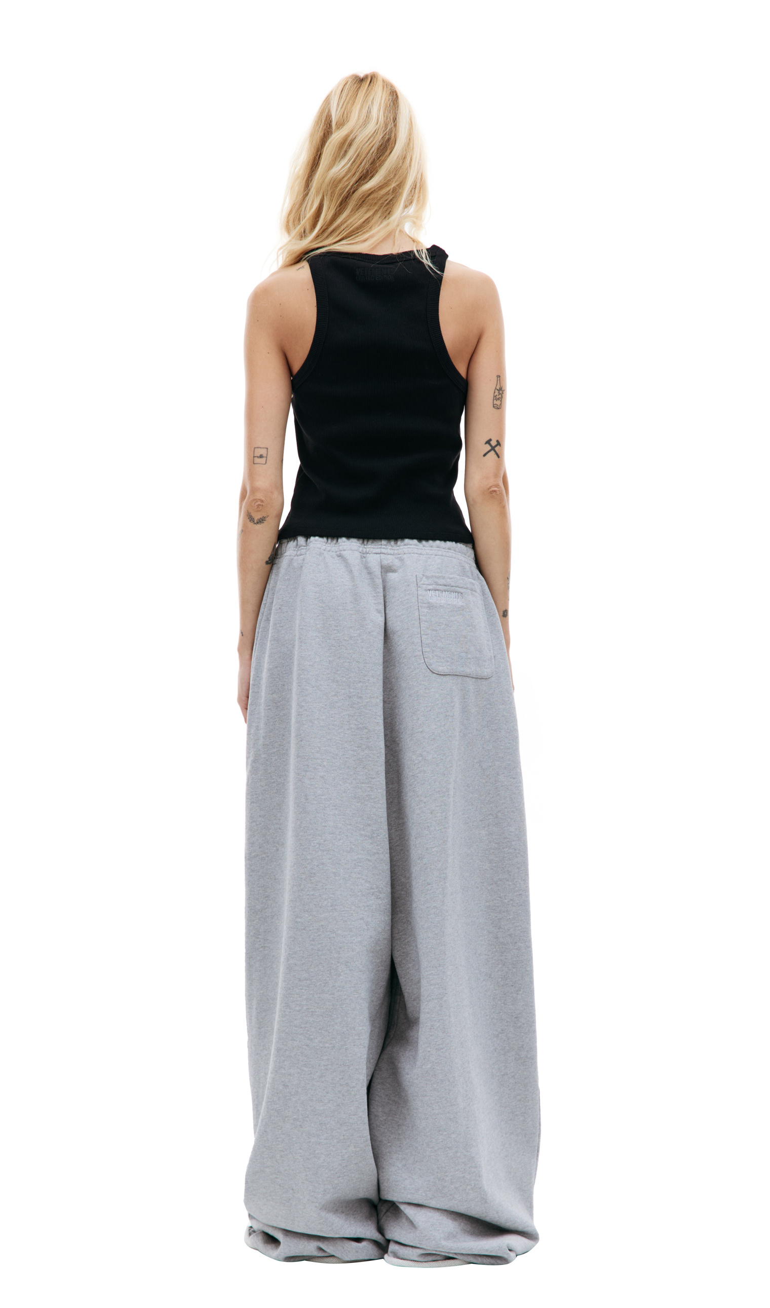 VETEMENTS Grey embroidered sweatpants