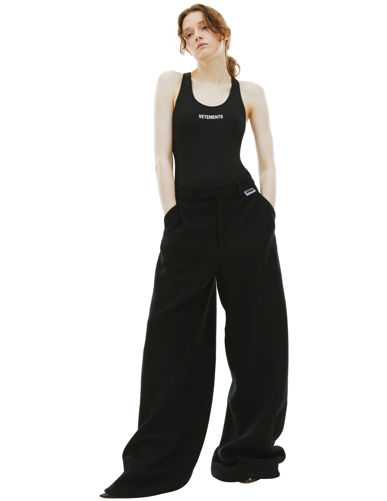Мужские черные широкие брюки со стрелками VETEMENTS — купить за 60 550 руб.в интернет-магазине SV77, арт. WE63PA100B/1259
