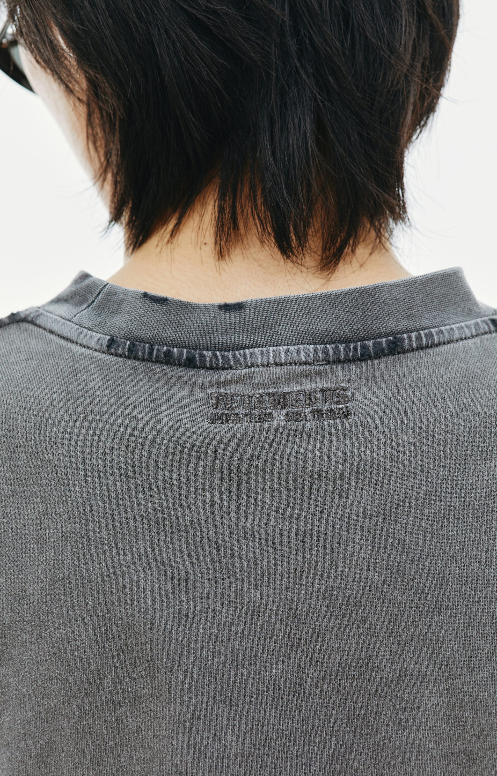 VETEMENTS Oversized \'Tease me\' t-shirt