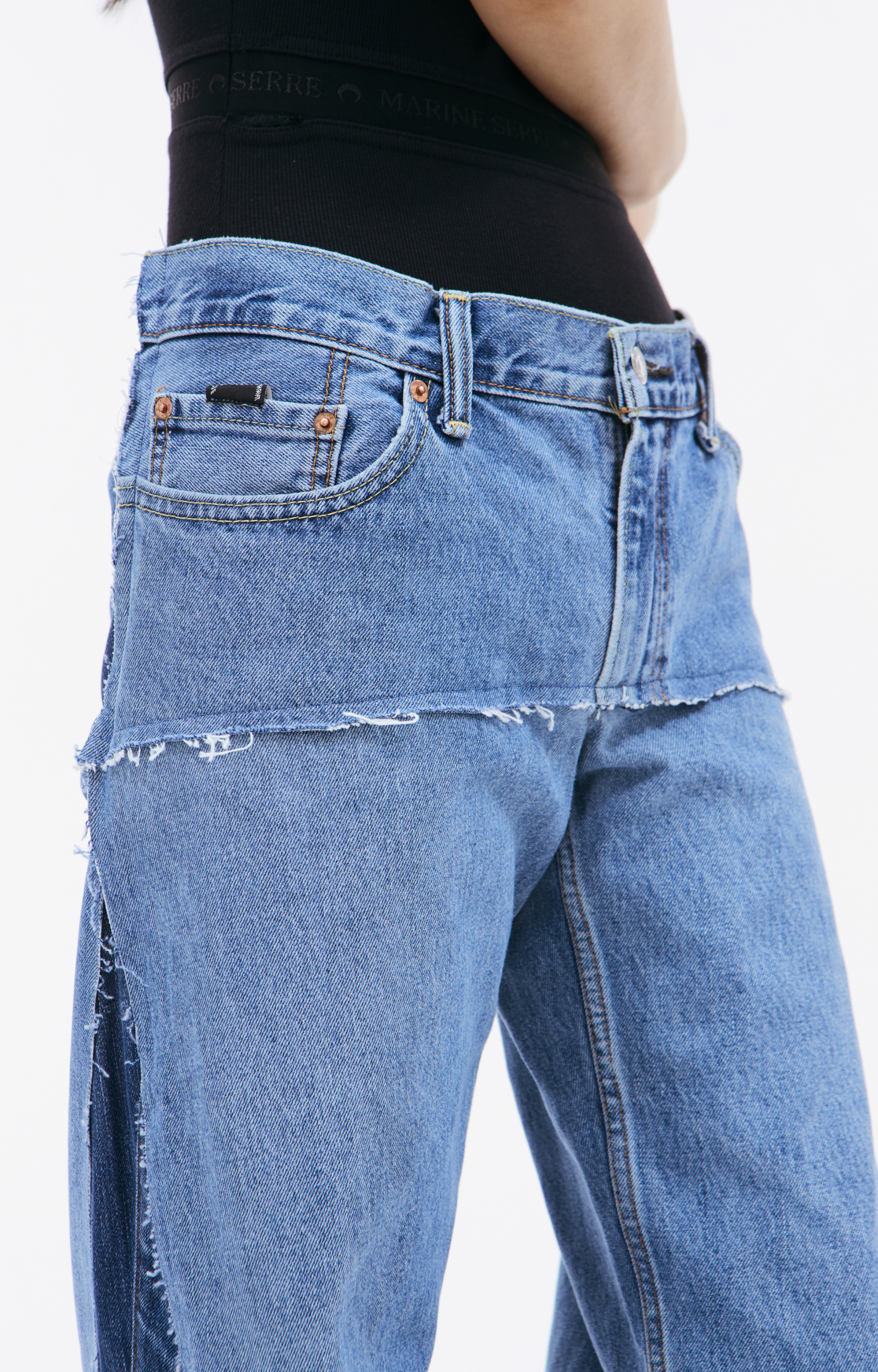 PROTOTYPES Low-waisted jeans