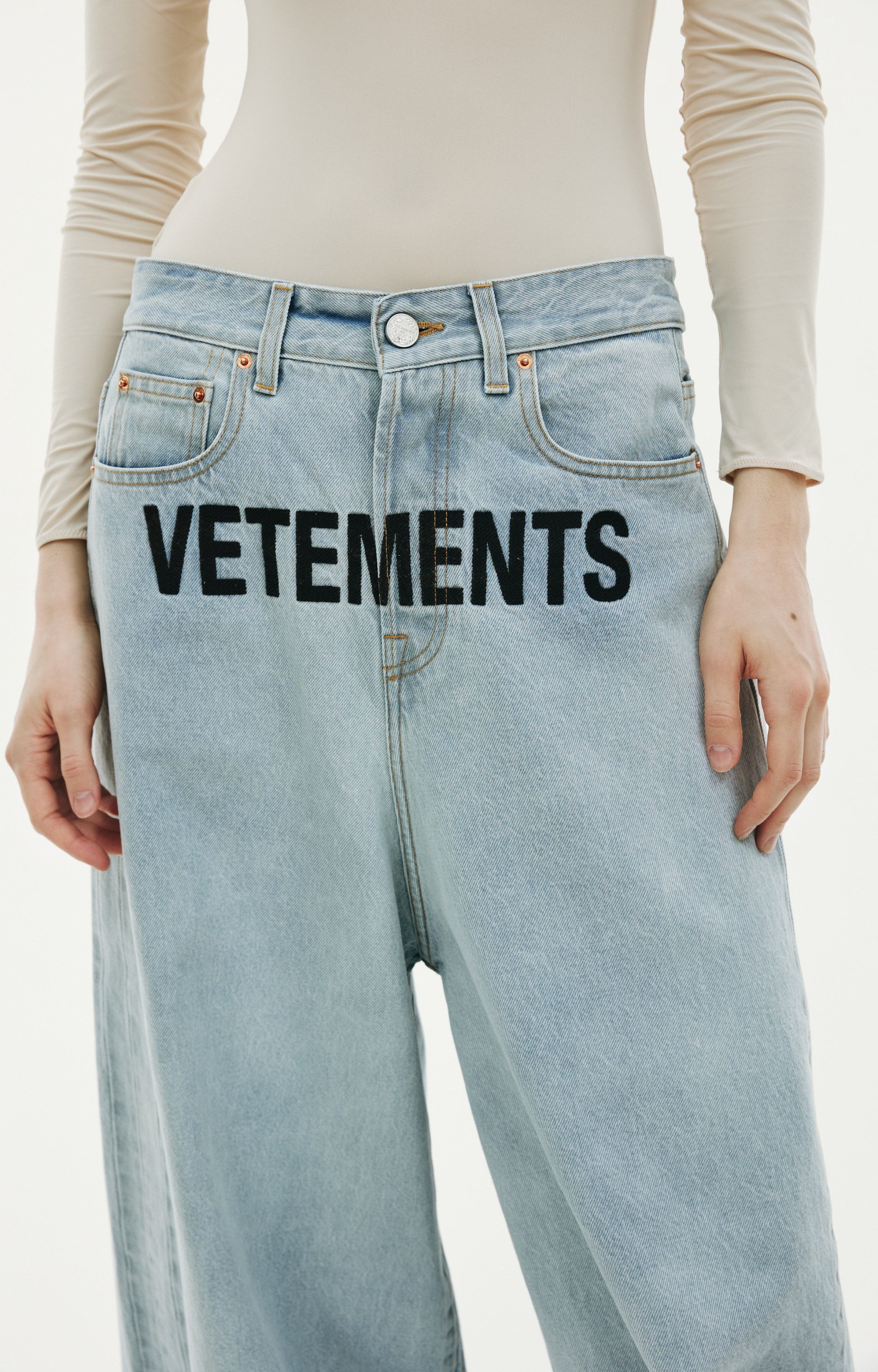 VETEMENTS Logo wide-leg jeans